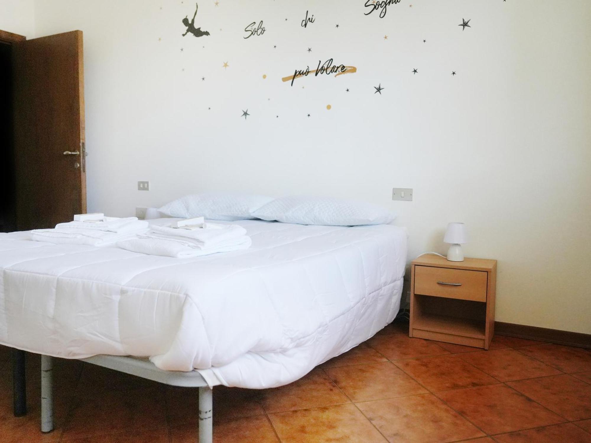 דירות A Casa Di Titti ארצו מראה חיצוני תמונה